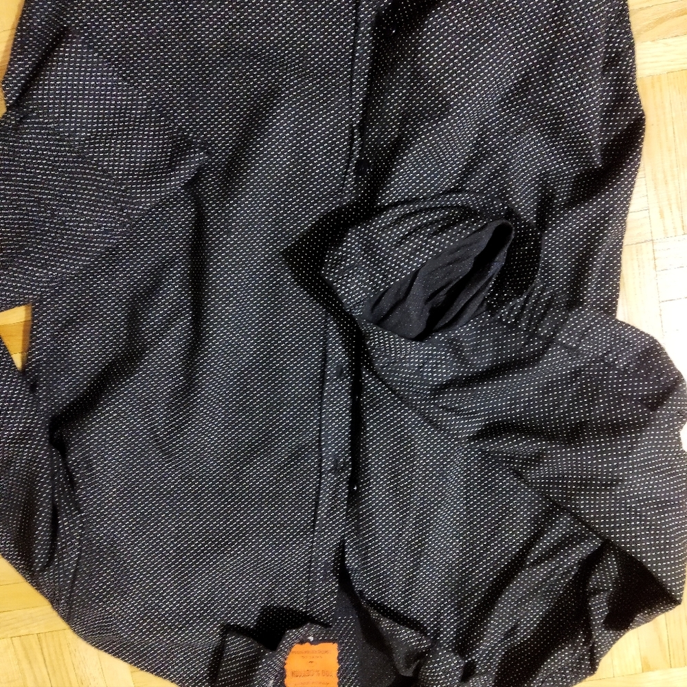 Hi Im selling couple of shirts and t shirts Size Medium....
